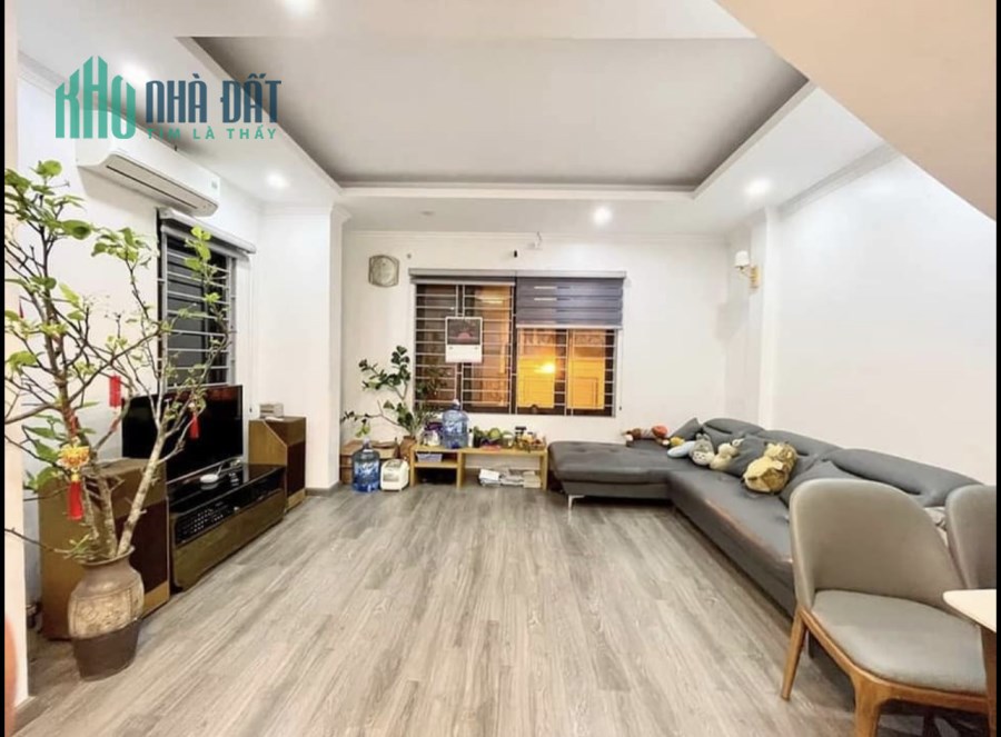 BÁN GẤP NHÀ TT BA ĐÌNH 26M2X3T 10M RA PHỐ, NGÕ THÔNG NHÀ THOÁNG 2.15 TỶ