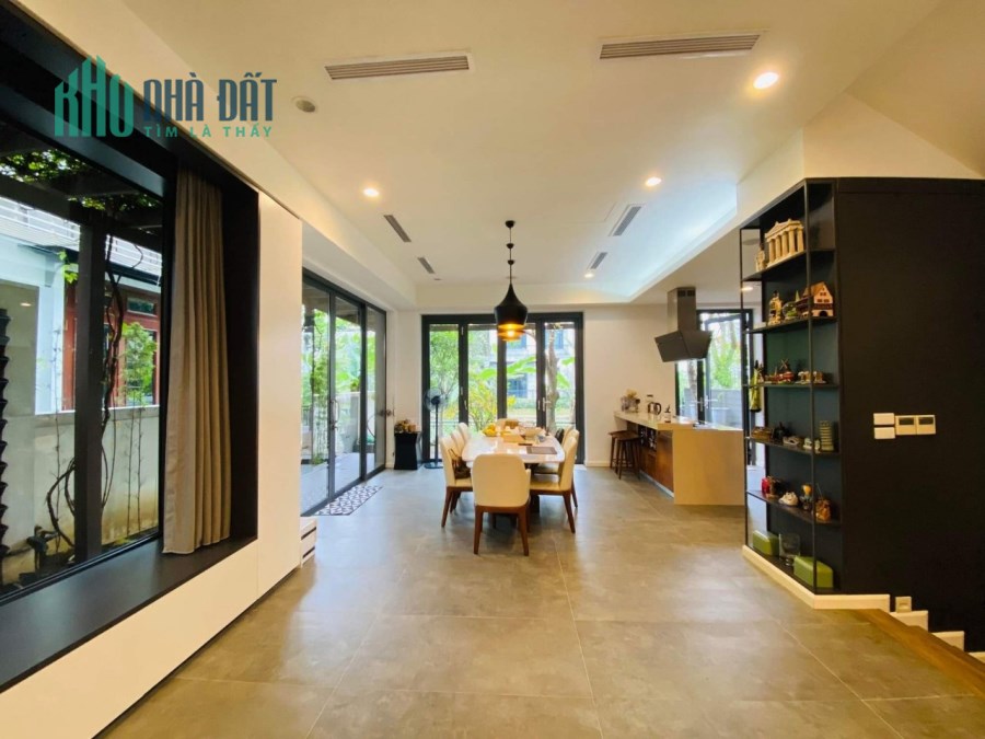 CẦN CHUỂN NHƯỢNG CĂN NHÀ CÓ 1 KHÔNG CÓ 2 TẠI PHỐ CỔ 4000M2, MẶT 15M CHỈ 370TR/M2.