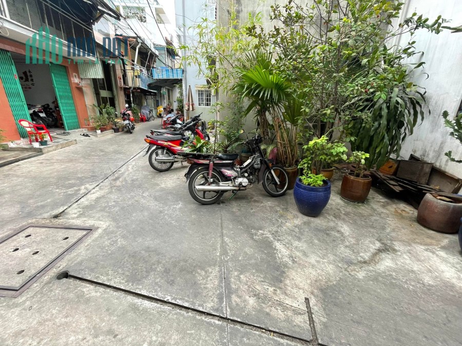 Bán nhà mặt tiền đường Lò Siêu, Quận 11, 4 x 15, 1 sẹc, nhà nát, 6.5 tỷ, 0763801388.