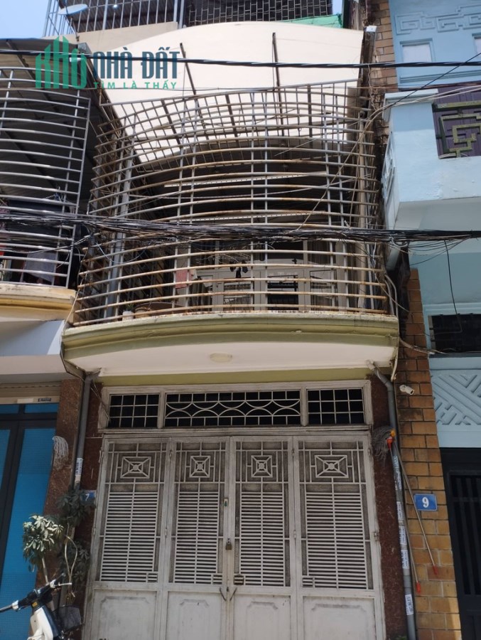 Bán gấp nhà Phố Hoàng Hoa Thám, ngõ ô tô tránh, ô tô vào nhà- 57m2x4 tầng - Chỉ 6 tỷ.