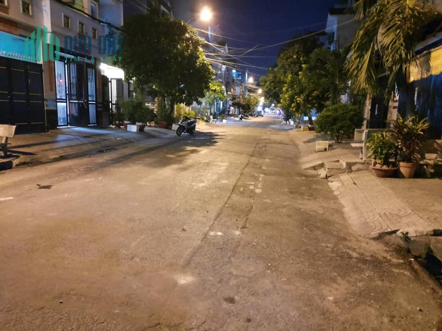 BÁN GẤP NHÀ LŨY BÁN BÍCH, TÂN PHÚ, 4M x 15M, 3 TẦNG, NHỈNH 4 TỶ.