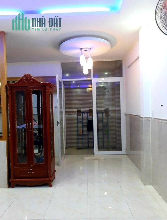 XE HƠI THẲNG 1 TRỤC - SÁT MẶT TIỀN - DT 5m2x9m6 - Trường Chinh - Tây Thạnh - Tân Phú Chỉ 4tỷ 5