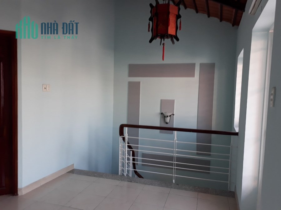 BÁN NHÀ MT NGUYỄN VĂN NGHI NGAY CHỢ GÒ VẤP 3 TỶ 200TR, DT 98m2 (7x14m)