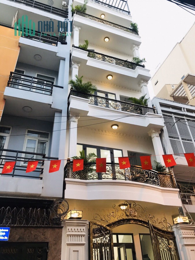Bán Gấp Khách Sạn Khu Đất Vàng Đường Lý Tự Trọng Quận Nhất 4x17m 5 tầng Khai thác 120tr/th giá 26 tỷ