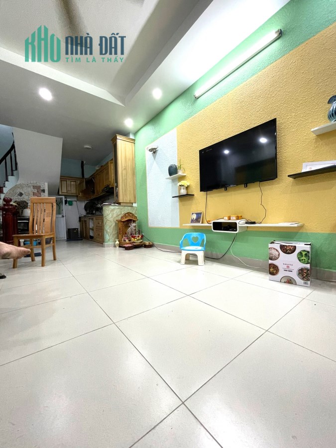 NHÀ ĐẸP  CỔ NHUẾ, BẮC TỪ LIÊM, Ở NGAY, Ô TÔ ĐỖ CỬA, 2 THOÁNG, THÔNG, 38MX5T, GIÁ CHỈ 4.24 TỶ.
