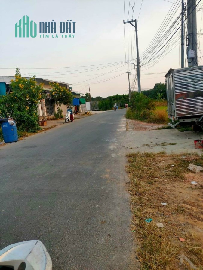 Bán nhanh vị trí đẹp đang HOT nhất TP. TDM Bình Dương. Ai mua xây nhà ở KD Mua Bán tốt
