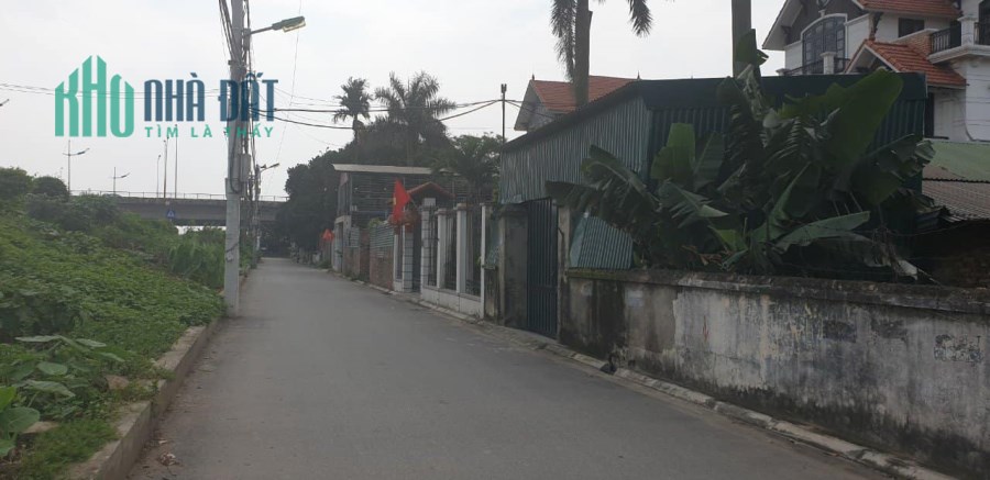 CẦN BÁN 65M ĐẤT 1xTỶ- GIÁ CỰC TỐT-SỔ ĐẸP-GIA THƯỢNG LONG BIÊN