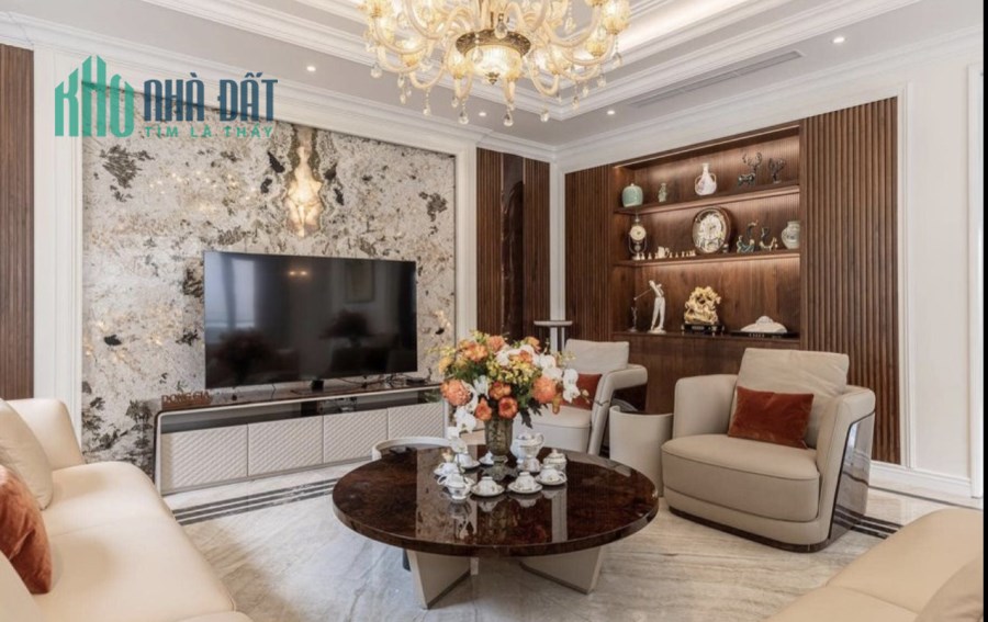 HOÀNG QUỐC VIỆT, NHÀ 2 MẶT NGÕ 35M2X5T NGÕ RỘNG, THÔNG, KD 35M2X5T 3.35 TỶ