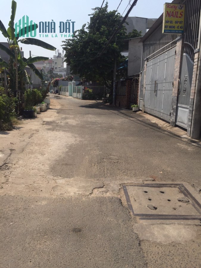 Nhà mặt tiền hẻm 65 đường tăng nhơn phú Diện tích 200m vị trí đẹp