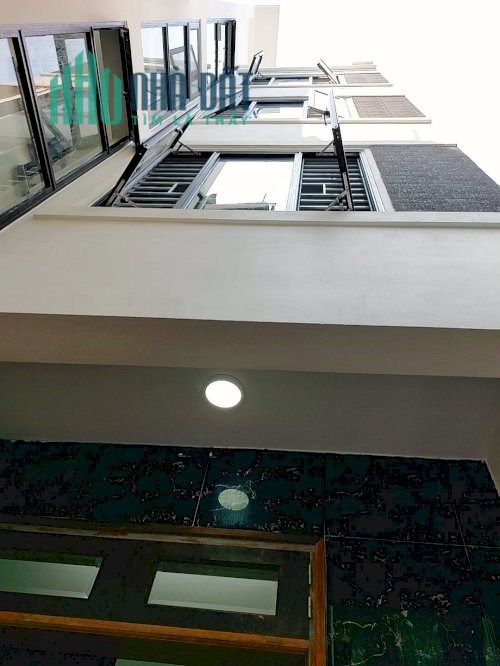 Siêu phẩm phố Đống Đa, 5 tầng, 7 phòng, rẻ nhất khu vực, 3.9 tỷ, 0818380300