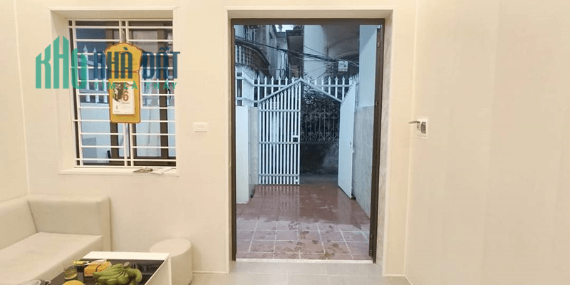 Chính chủ bán nhà ngõ 639 Hoàng Hoa Thám, Quận Ba Đình, Hà Nội