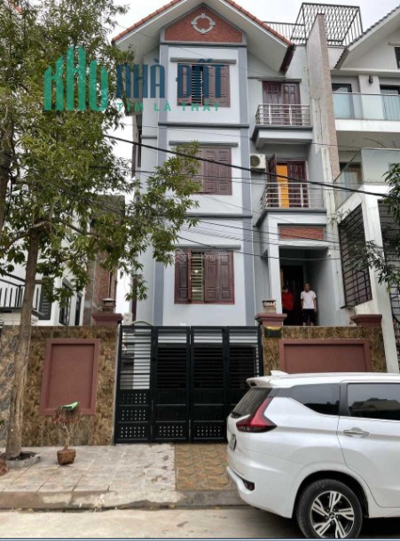CHÍNH CHỦ CẦN BÁN HOẶC CHO THUÊ BIỆT THỰ SONG LẬP DIỆN TÍCH 123M2 SAU LƯNG CÔNG VIÊN CHU VĂN AN