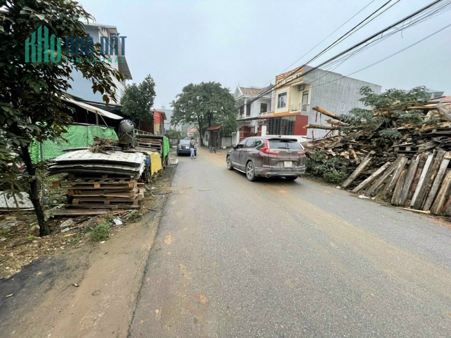 Bán đất Mậu Thông , Khai Quang , vĩnh yên 104m2, giá: 2 tỷ.Liên hệ: 0986.454.393-0986.797.222
