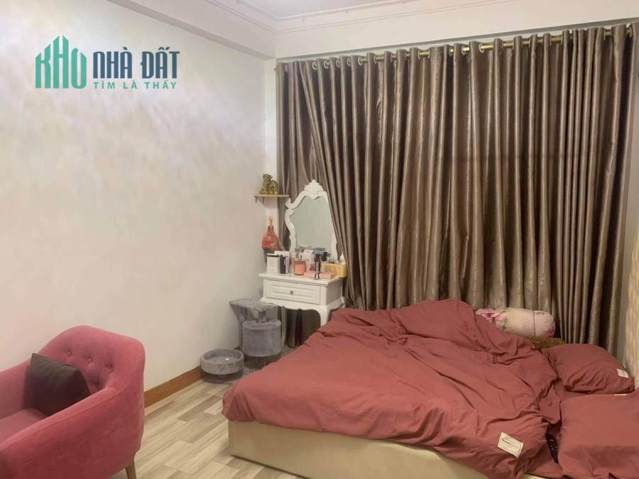 SIÊU HIẾM, NHÀ ĐẸP 5 TẦNG CẠNH HỒ HOÀN KIẾM, 40M2, NGÕ TO, THÔNG, GẦN PHỐ, GIÁ 3.8 TỶ.
