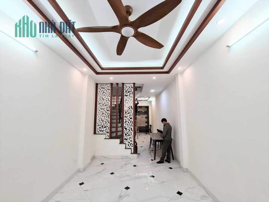 (CHUẨN GIÁ) Bán Nhà Tân Mai 55m2*5 Tầng*6 P.Ngủ, Nhà Đẹp Về Ở Ngay, Gần Phố Sắt Đường ÔTô