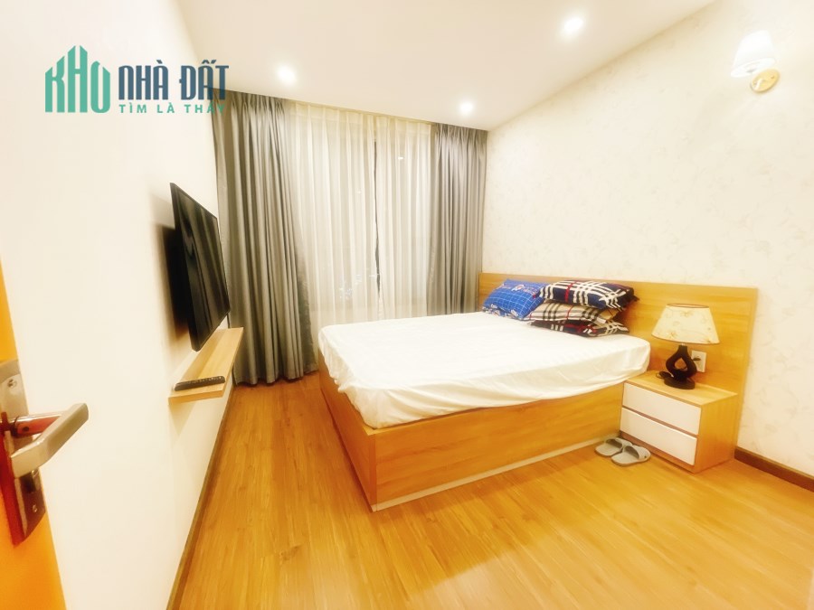 Kingston Residence - Bán căn góc 2PN 83m2 đầy đủ nội thất y hình có HĐMB. Giá chỉ 5.8 tỷ