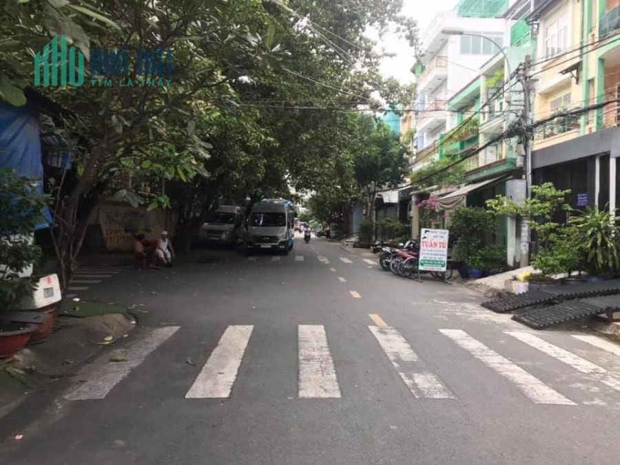 Bán trong tuần nhà 4 tầng hẻm 506 đường 3-2, Mt 4,2M. Nhà mới ở ngay.