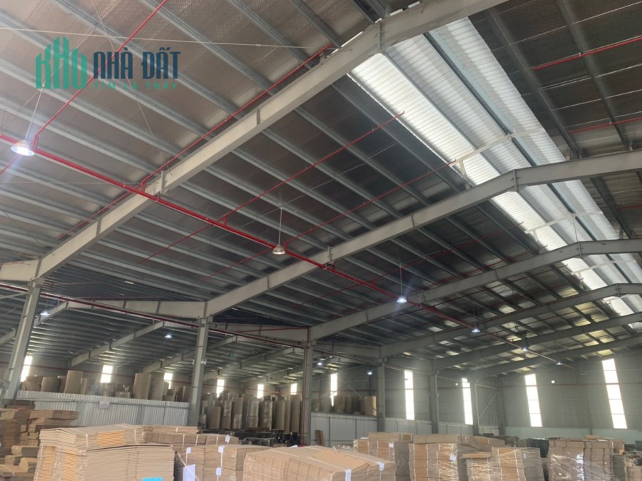 Cho thuê kho chứa hàng KCN Yên Phong,dt 3500m2 ,PCCC tự động, giá chỉ 3.5$/m2 LH 0988 457 392