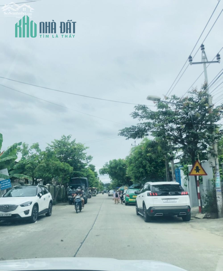 sẵn sổ chính chủ chỉ 4xx/lô đường 4m ven sông THu BỒn