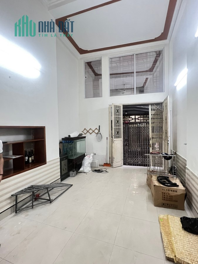 Rẻ nhất khu vực phố Tân Mai, 45m2 x 3 tầng chỉ 3.45 tỷ.