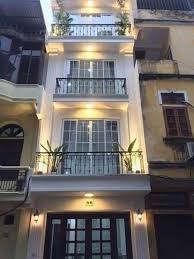 Bán nhà mới 4 tầng Xe hơi tới nhà _ Cách MT Lê Văn Sỹ 50 m_Hẻm Xe Hơi chỉ 5.6 tỷ