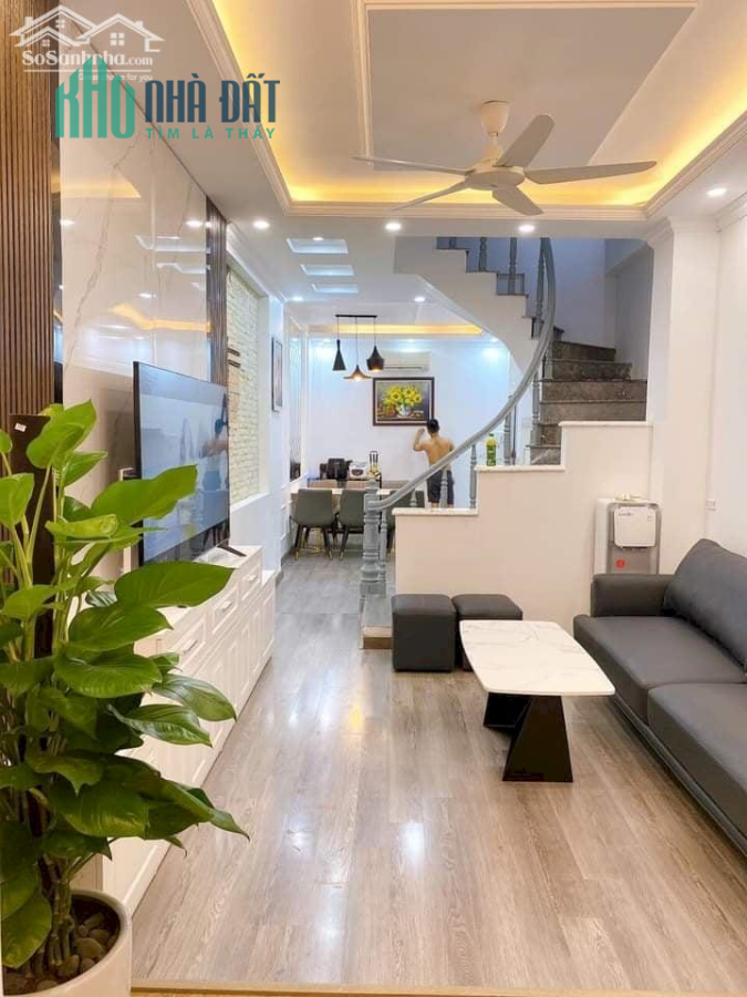 Siêu phẩm Lô góc Giáp Nhị, ngõ rộng ô tô đậu trước cửa, 4T, 45m2, chỉ 4.2 tỷ