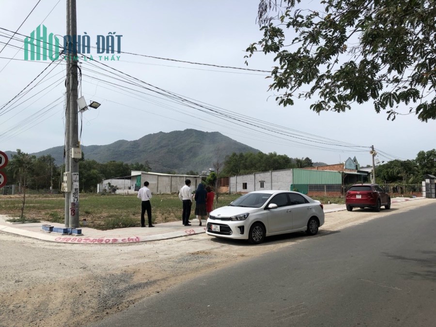 CẦN BÁN GẤP LÔ ĐẤT NỀN PHÚ MỸ AI CẦN MUA ALO EM