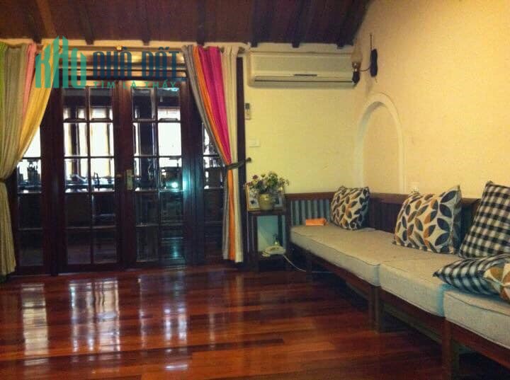BIỆT THỰ PHÁP GIỮA PHỐ CỔ-LÝ NAM ĐẾ HOÀN KIẾM-160M 26xTỶ-Ở NGAY