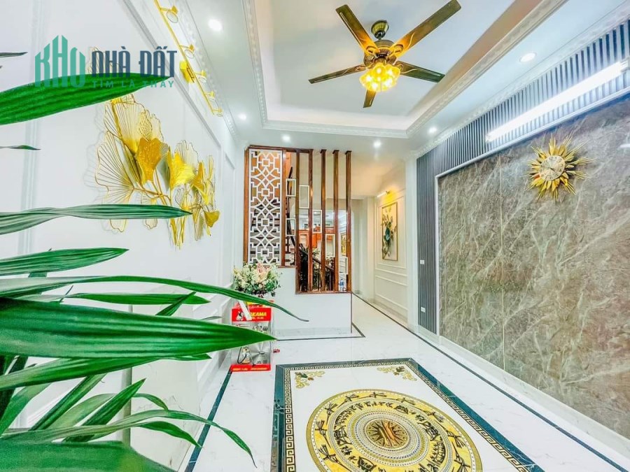 BÁN NHÀ NGÕ 210 HOÀNG QUỐC VIỆT – CẦU GIẤY – 6 TẦNG – GẦN Ô TÔ – Ô CHỜ THANG MÁY
