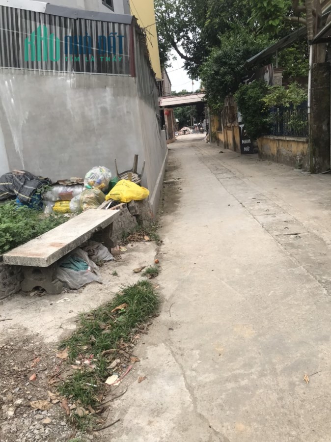 Bán gấp đất Thôn Đản Mỗ, Uy Nỗ, Đông Anh, ngõ rộng ô tô 7 chỗ vào đất, giá 1.5 tỷ.