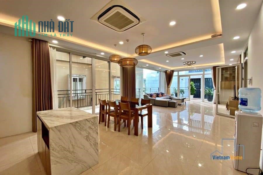 Gia đình cần bán nhà quận Ba Đình, ô tô, vỉa hè, thang máy xịn, 46m2, 5 tầng, MT 4.5m; 11 tỷ;