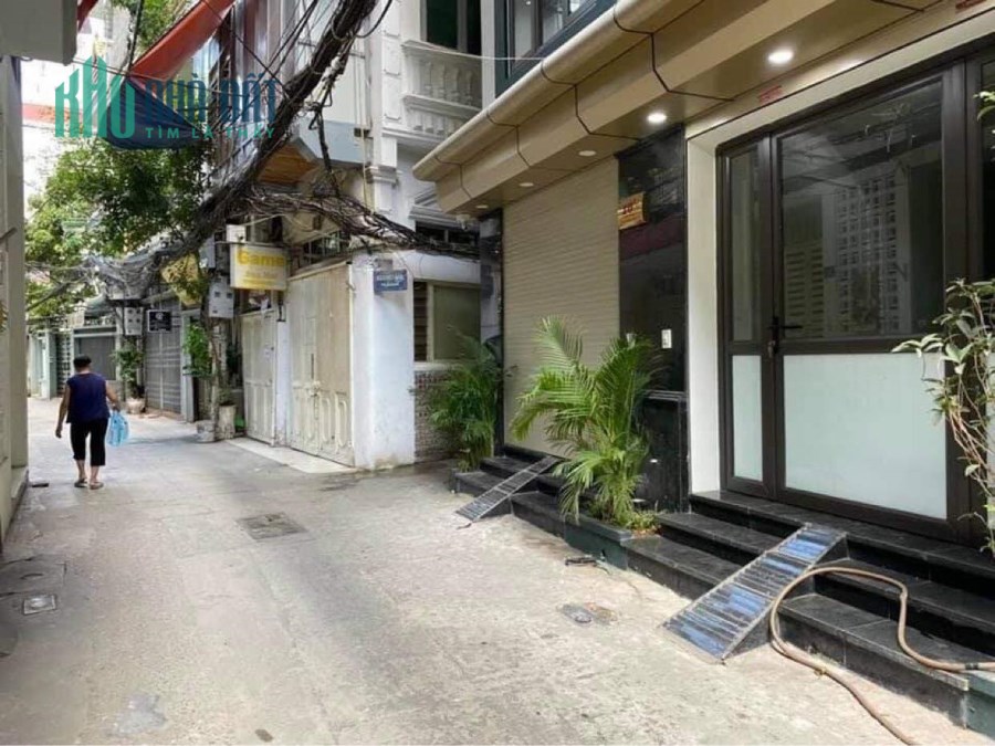 Bán nhà Hoàng Mai - 38m2, 5 tầng - Lô góc 3 thoáng - 30m ra ô tô