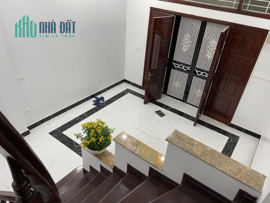 Bán nhà riêng 3 tầng Cổ Nhuế 1, 55m2, giá 4.9 tỷ, SĐCC
