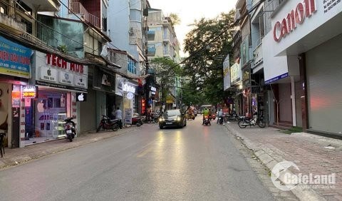 BÁN NHÀ MẶT PHỐ TRẦN QUANG DIỆU , 4 TẦNG XÂY KIÊN CỐ, CÓ THỂ VỀ Ở LUÔN CHỈ 3 TỶ 300