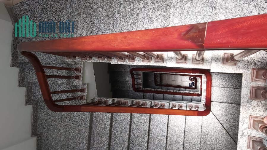 MẶT NGÕ ÔTÔ TRÁNH-KINH DOANH-40M 8TỶ-CÁT LINH ĐỐNG ĐA-NHÀ ĐẸP Ở LUÔN