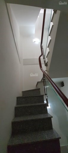 nhà 3 tầng Trần Văn Đang Q.3, nở hậu nhẹ khu vực an ninh giá  3tỷ 400 , SHR