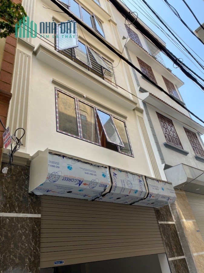 Nhà mới Lĩnh Nam, ô tô vào nhà, 36m2x5 tầng nhỉnh 5 tỷ
