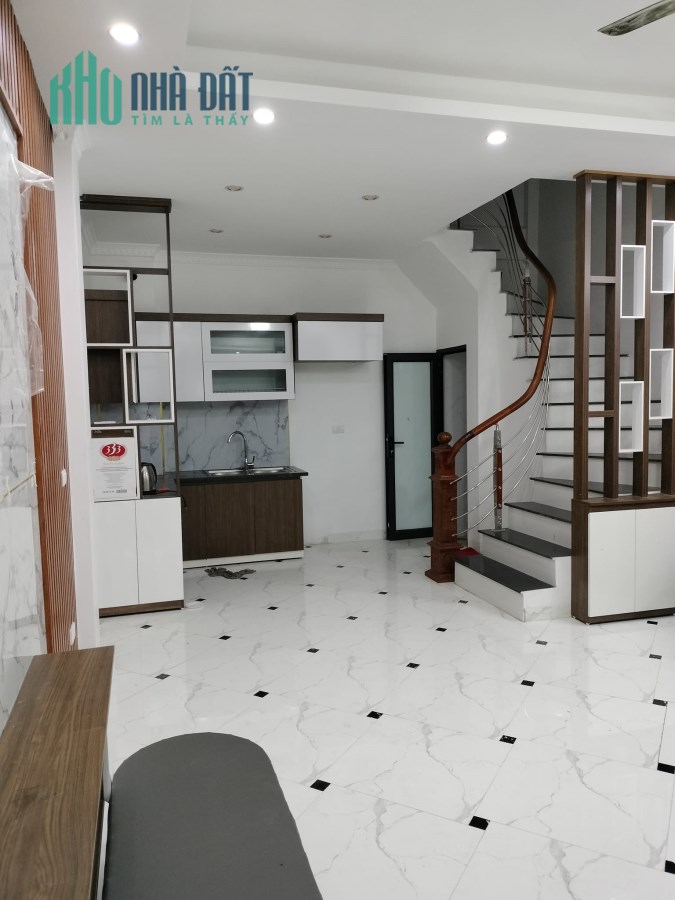 BÁN NHÀ MỚI CỔ NHUẾ - BẮC TỪ LIÊM – 5 TẦNG – LÔ GÓC – GẦN Ô TÔ TRÁNH – GIÁ NHỈNH 5 TỶ