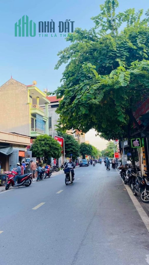 Chính chủ cần bán nhanh mặt phố Ngô Gia Khảm diện tích 50m giá chỉ 10 tỷ.