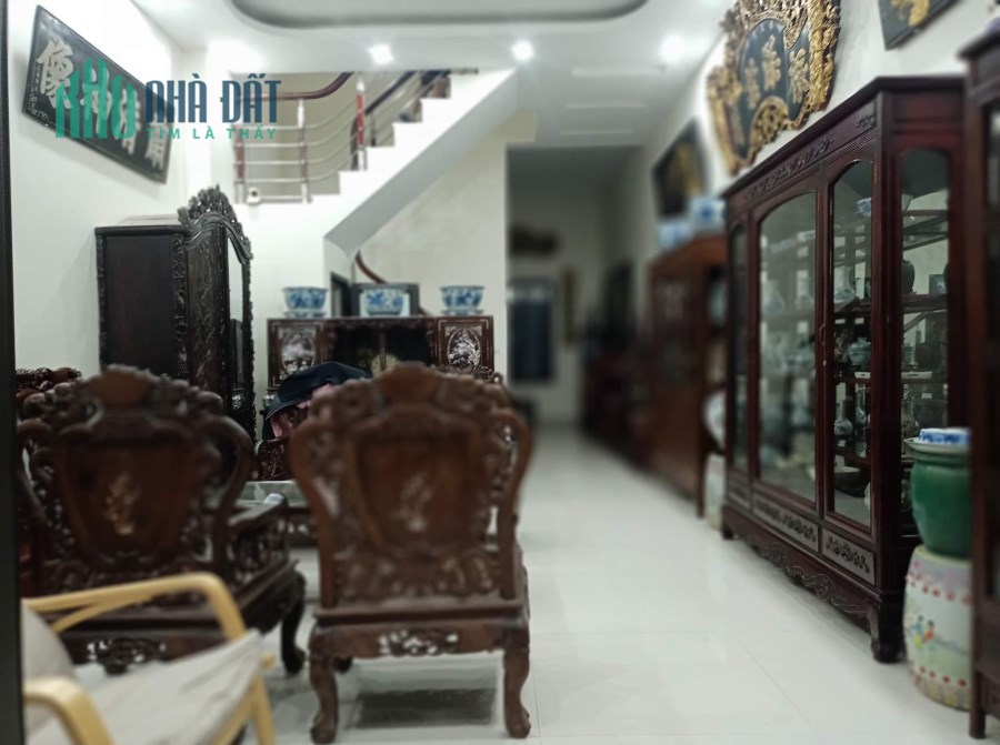 Bán nhà ngõ 347 Cổ Nhuế, nhà đẹp, ở ngay, dt 64m2 x 5 tầng, giá 4.5 tỷ