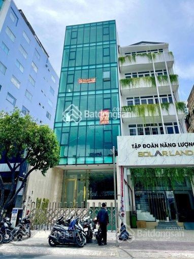 Đi nước ngoài bán gấp trong tháng 5 nhà Nguyễn Đình Chiểu , Q 3. DT: 6.5 x 25m, giá 56 tỷ TL