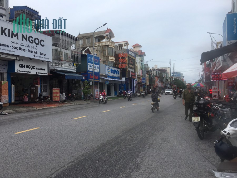 Bán nhà 5 tầng mặt đường Trần Nguyên Hãn, 76m2 giá 13 tỷ