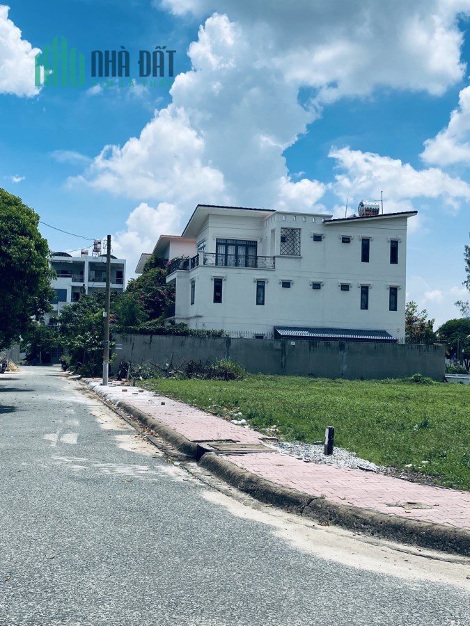 Bán mảnh đất HXT tránh, đường Võ Văn Hát, Long Trường, Thủ Đức, 88m2 chỉ nhỉnh 4 tỷ TL