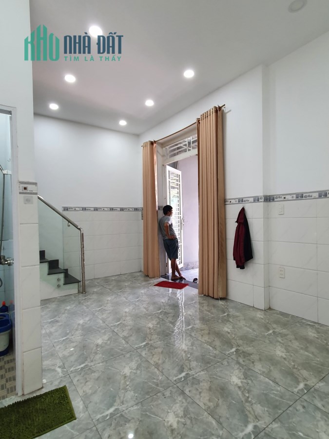Bán nhà Đường Số 21, Hiệp Bình Phước, Thủ Đức, 35m2 chỉ nhỉnh 2 tỷ TL