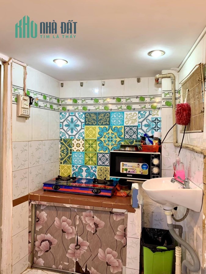 ÉT Ô ÉT...Bán nhà Sư Vạn Hạnh, Quận 10, diện tích 20m2 , Liên hệ Nông 0765000358