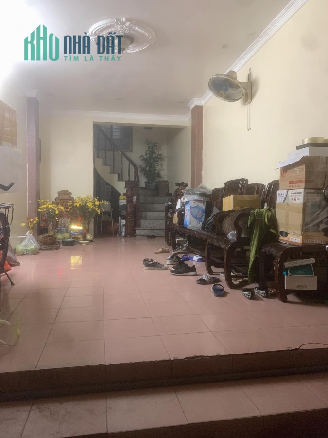 Cần Bán nhà phố Lê Lai, Quang Trung, Hà Đông 30m 5T MT 3.5m, ô tô tránh, kinh doanh đỉnh.