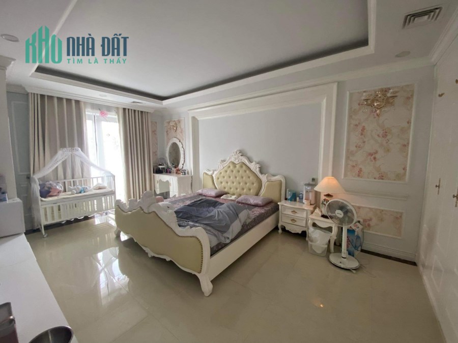 chính chủ bán nhanh biệt thự gần vin ocean park diện tích 415m, mặt tiền 18.5m, giá chỉ 36 tỷ