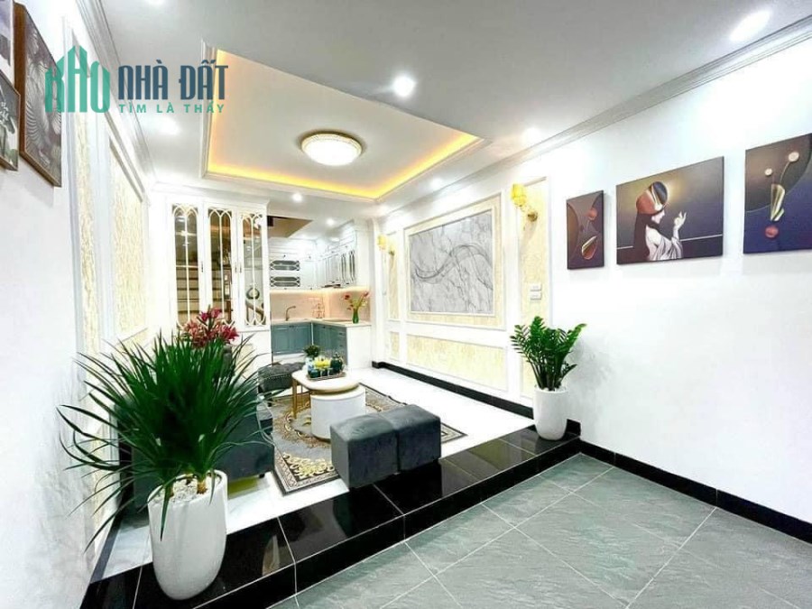 Cần Bán nhà Nguyễn Khuyến, Văn Quán, Hà Đông 35m2 5T MT 4m Chỉ 6.6 tỷ, Ô tô đỗ cửa.