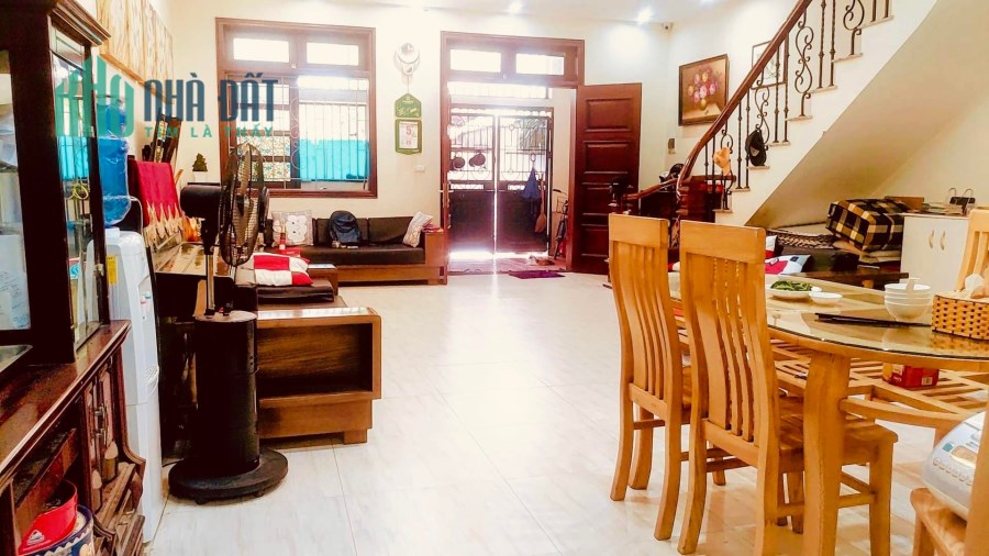 Bán nhà Xã Đàn - Chỉ 100tr.m2 - 10m ra phố - DT 110m2, 5 tầng - 11 phòng ở và cho thuê