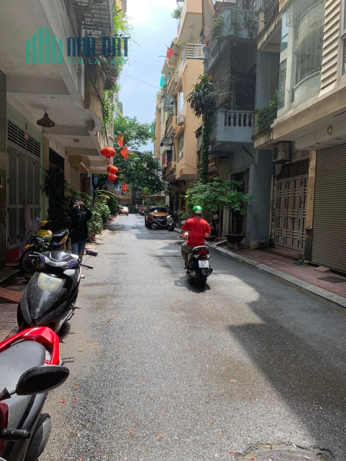 BÁN NHÀ NGỌC LÂM, LONG BIÊN. KINH DOANH, Ô TÔ, 42m2, 4 tầng, MT 4,2m, Giá 8 tỷ